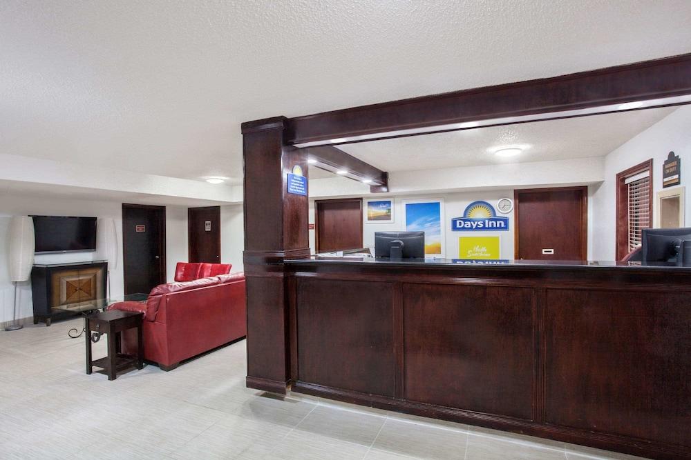 Motel Days By Wyndham Pensacola I-10 Ferry Pass