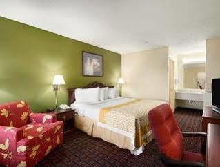 Days By Wyndham Pensacola I-10 Motel