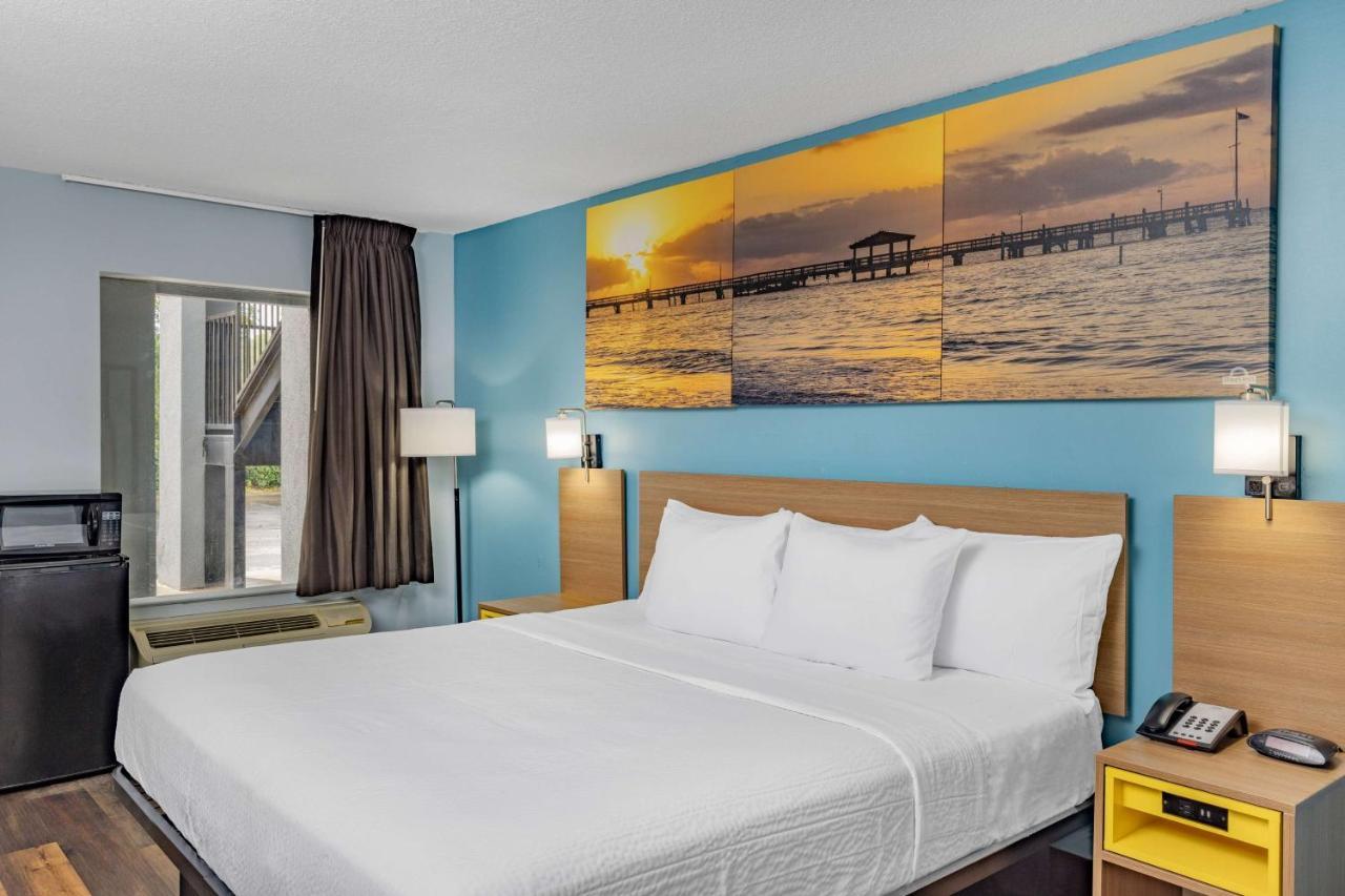 Days By Wyndham Pensacola I-10 Motel Ferry Pass